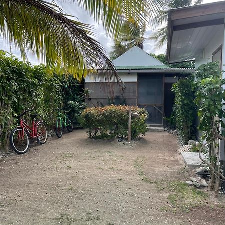 Poe Guesthouse Rangiroa Exterior foto